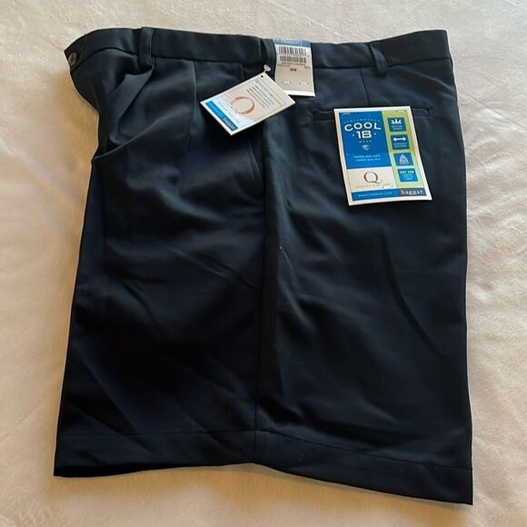 HaggarMens Shorts Navy Size 36W Expandable Waist Moisture Wicking Pleated Pocket - Picture 1 of 11